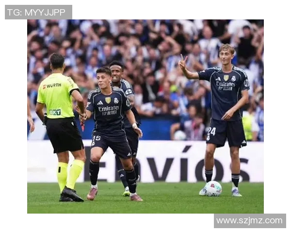 被罚下的足球巨星们:从争议红牌到改变比赛走向的瞬间 被罚下的足球巨星们:从争议红牌到改变比赛走向的瞬间